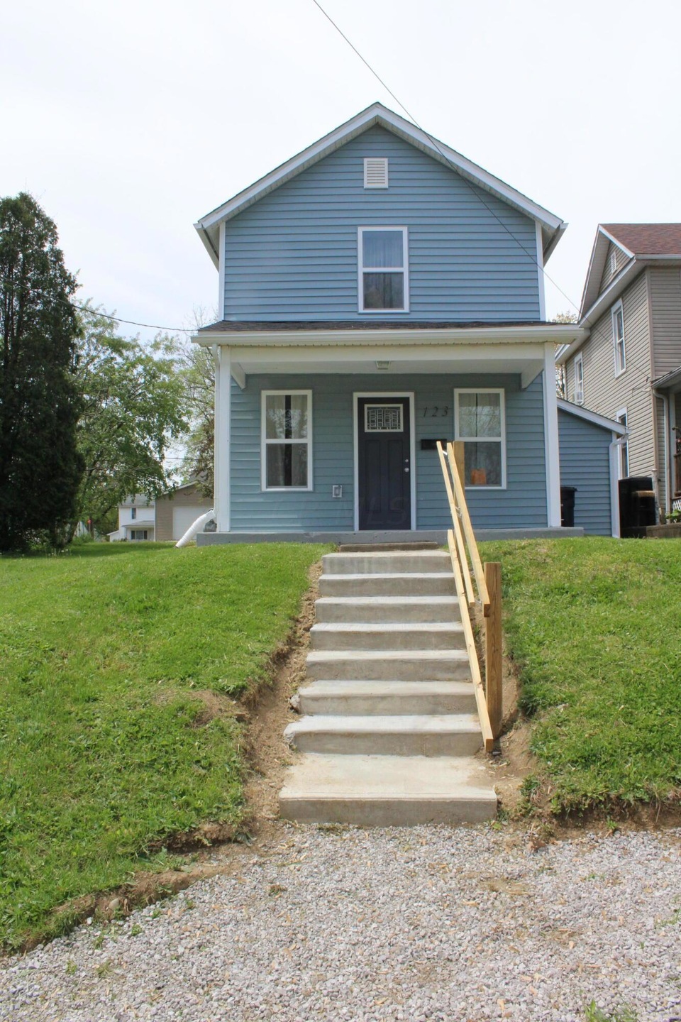 123 S Baker Ave