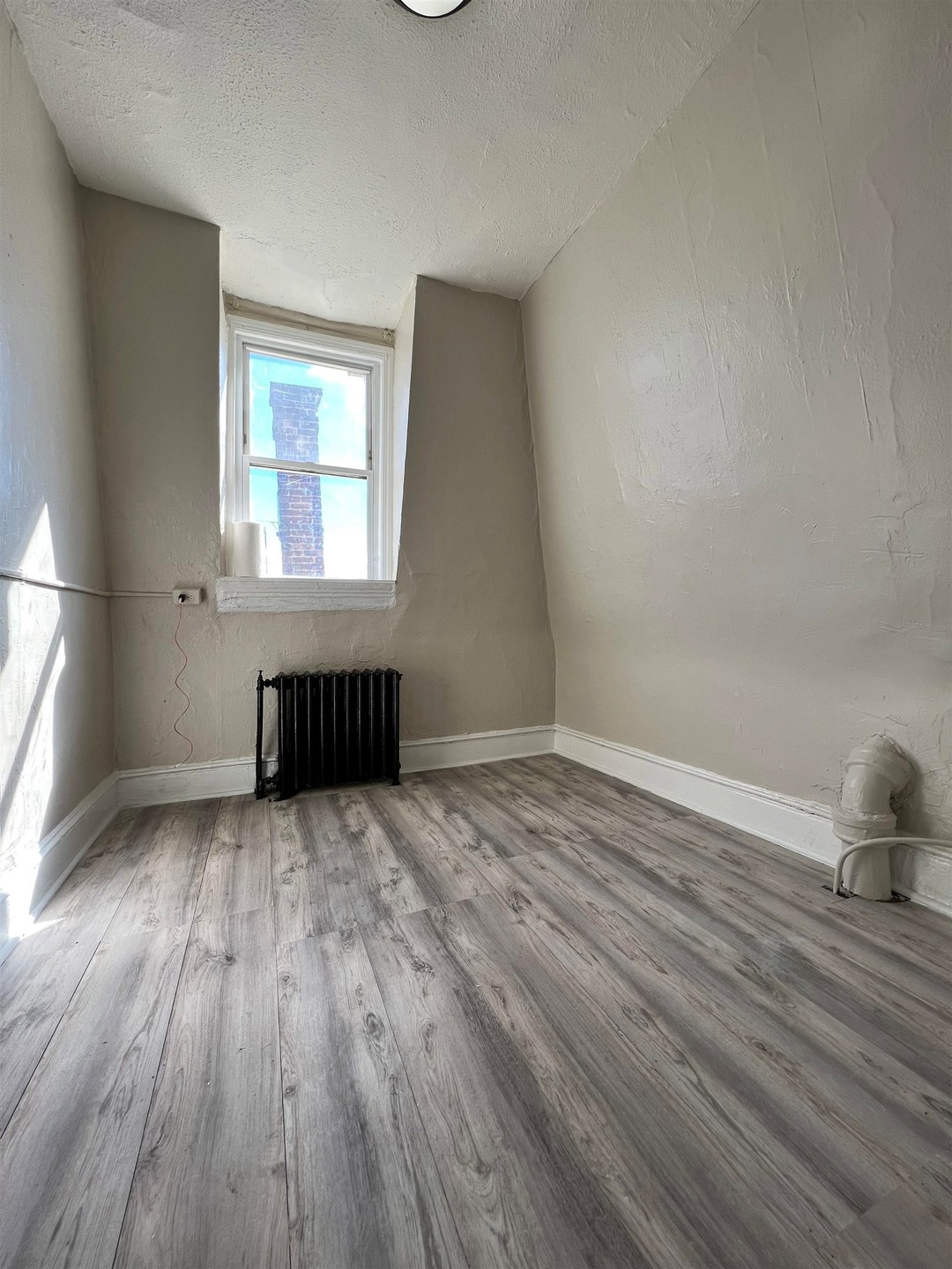 24 Gray St unit 3, Jersey City, NJ 07302 - photo 1