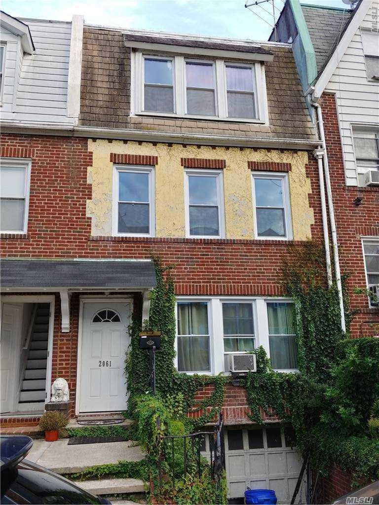 20-61 32nd St, Astoria, NY 11105 - photo 1