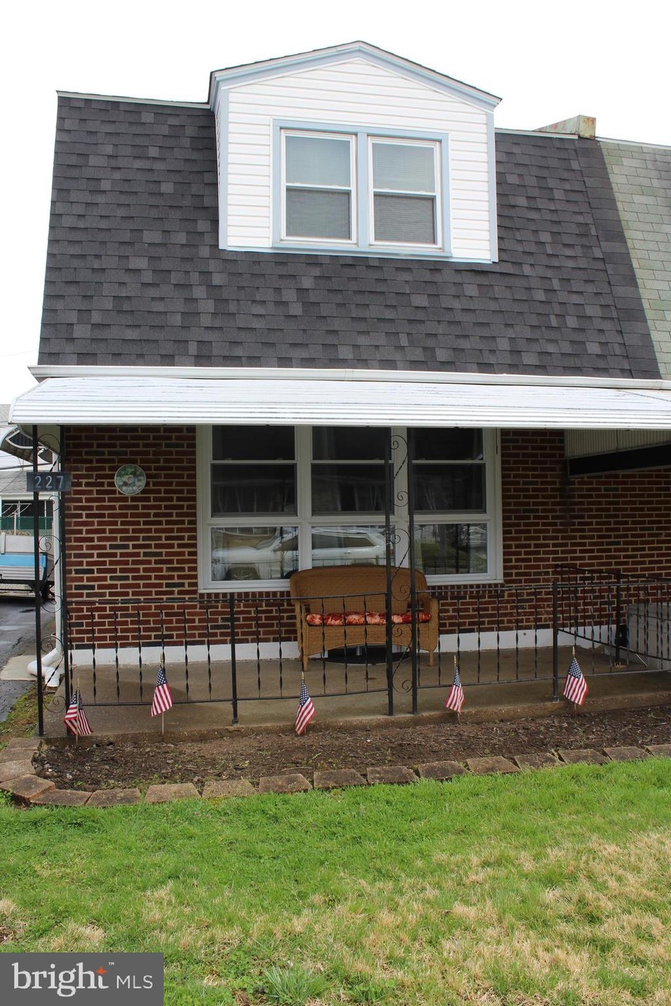 227 Beechwood Rd, Brookhaven, PA 19015 - photo 1