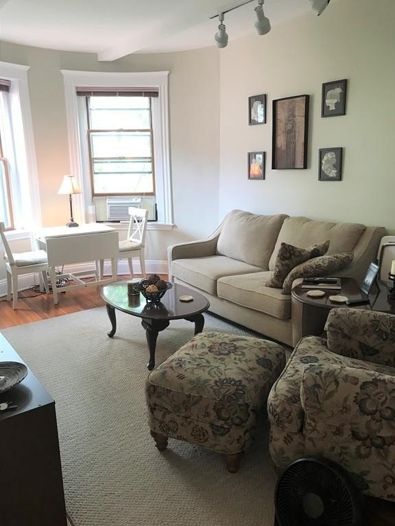 147 Winthrop Rd unit 8, Brookline, MA 02445 - photo 1