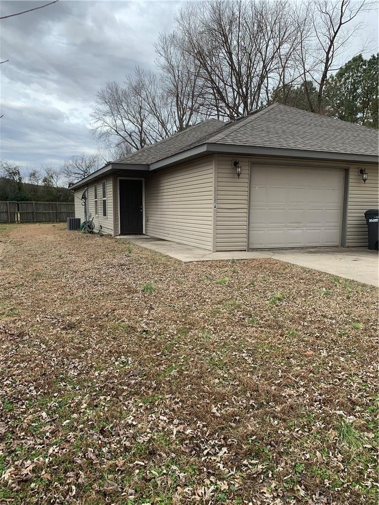 229 Carrigan Rd unit A, Elkins, AR 72727 - photo 1