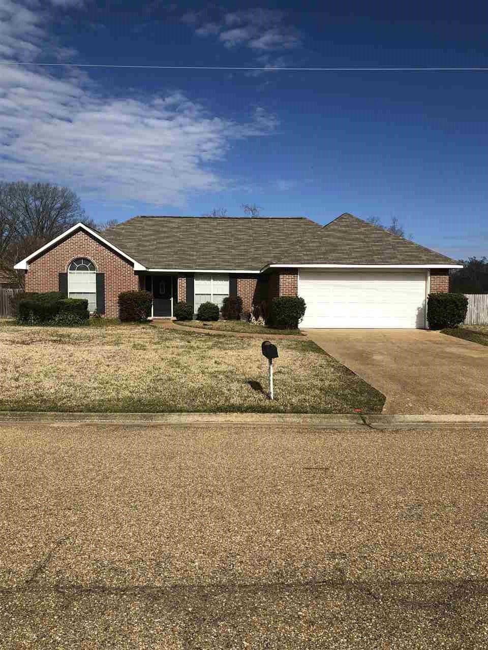 7256 Tumbleweed Dr, Byram, MS 39272 - photo 1