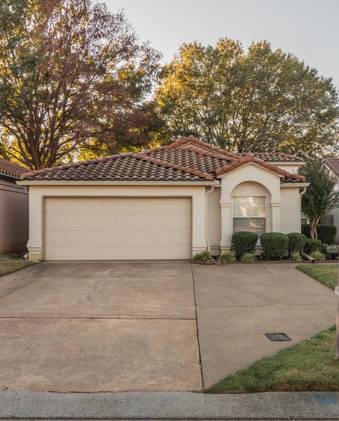 7197 Stone Gate-1