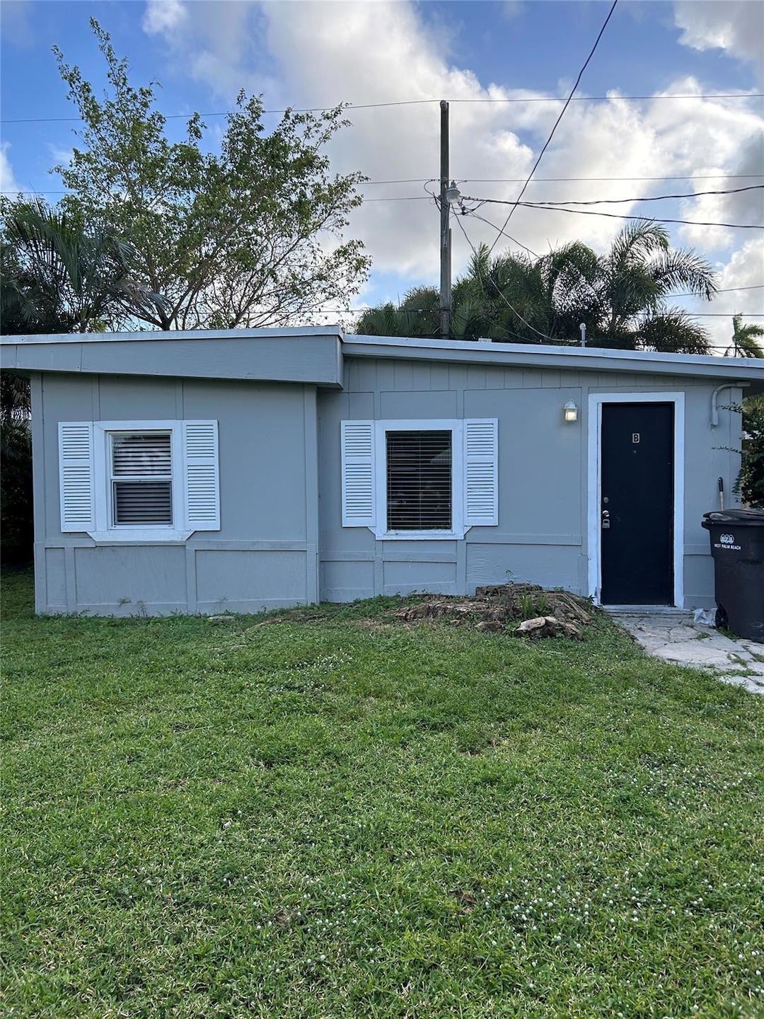 626 37th St unit B, West Palm Beach, FL 33407 - photo 1