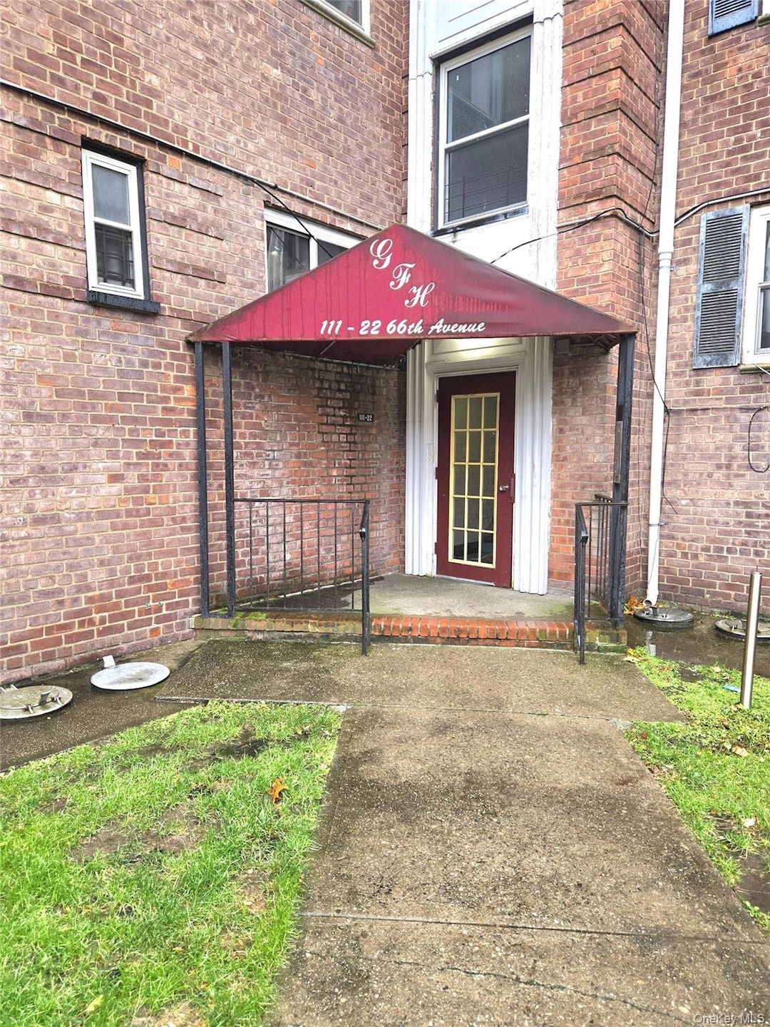 111-22 66th Ave unit 2C, Forest Hills, NY 11375 - photo 1