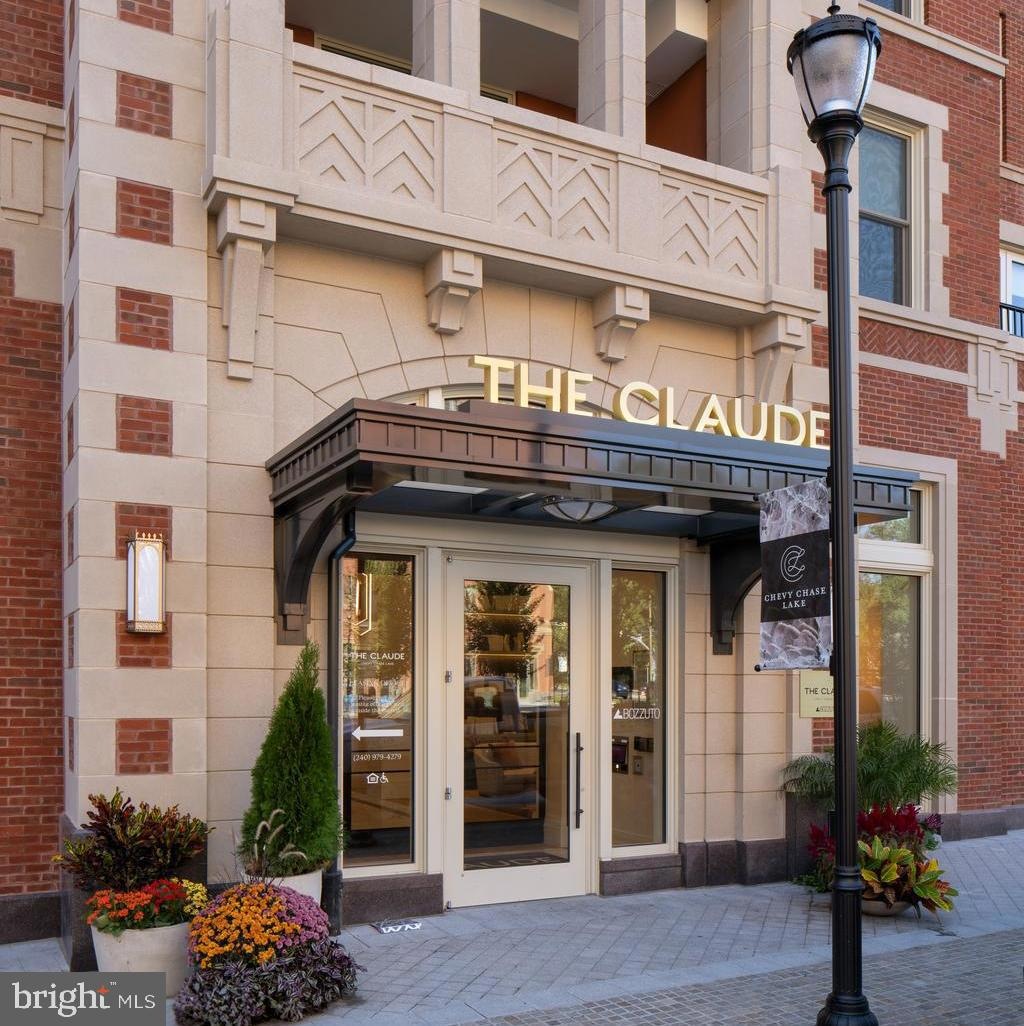 3820 Chaplin Place unit 606, Chevy Chase, MD 20815 - photo 1