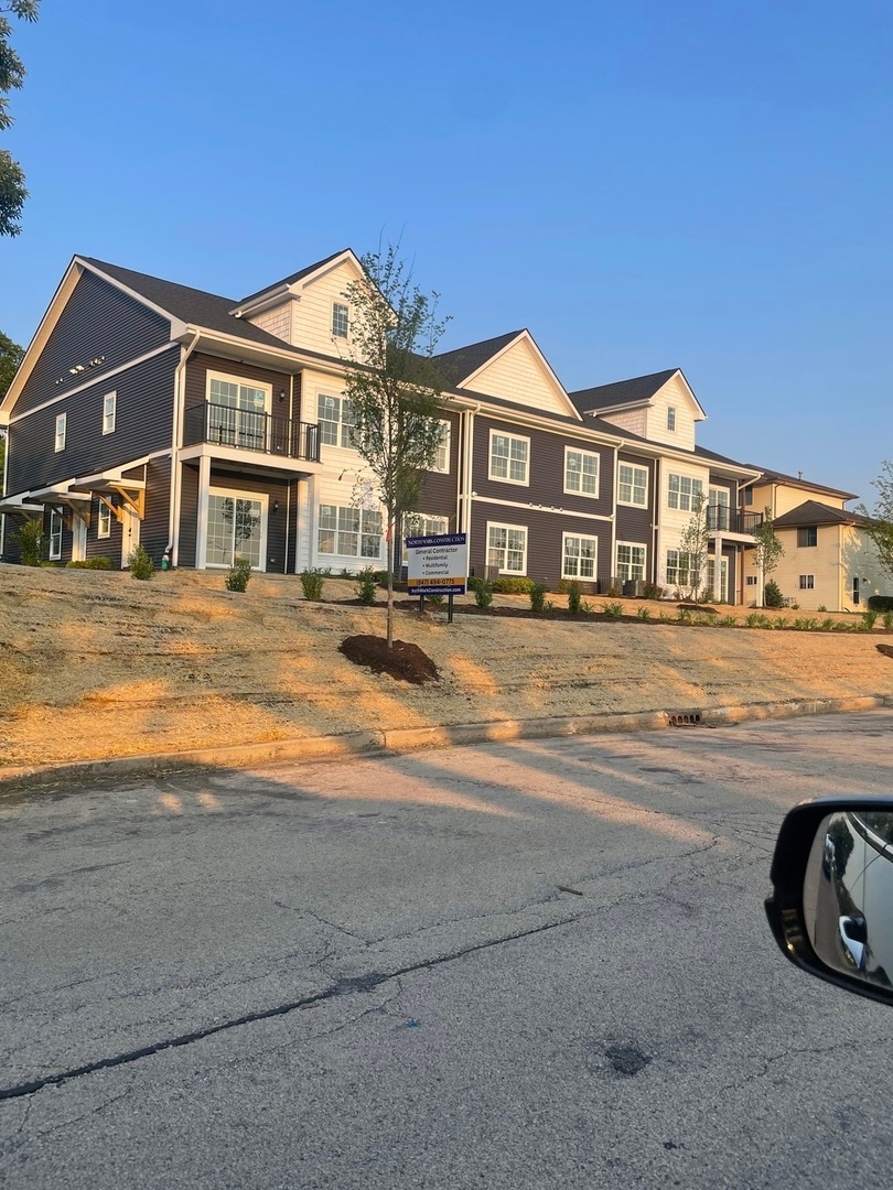 For Rent $2,350/month