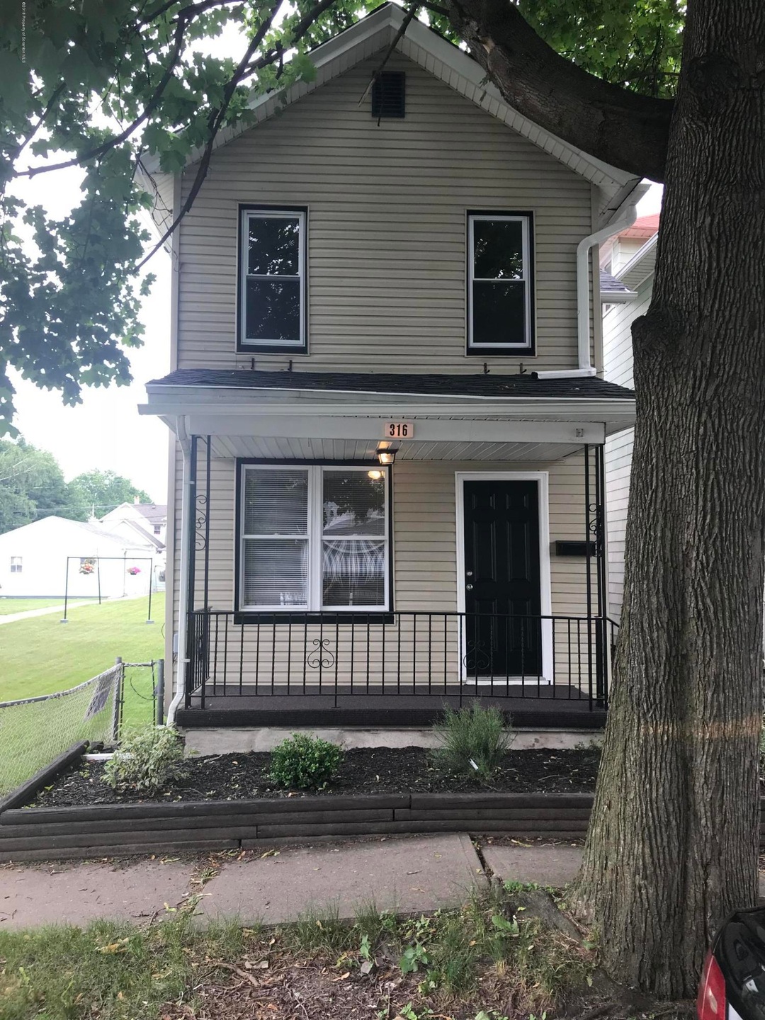 316 N Garfield Ave, Scranton, PA 18504 - photo 1