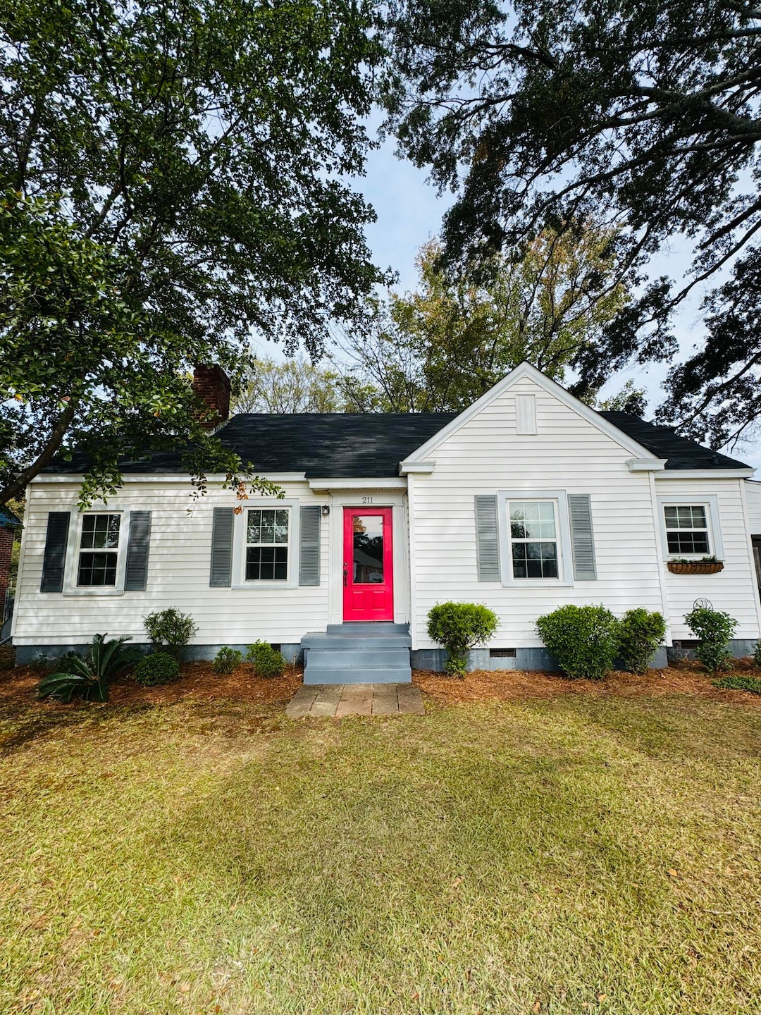 211 Short Brown St, Columbus, MS 39702 - photo 1