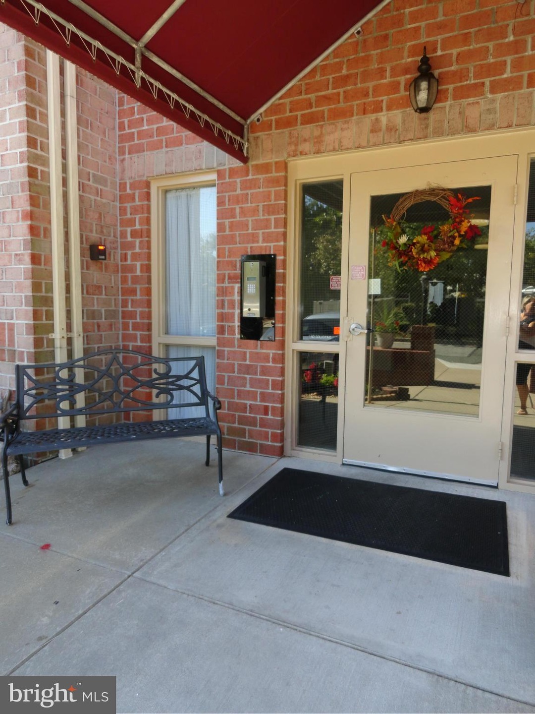 3901 Hannon Ct unit 1E, Nottingham, MD 21236 - photo 1