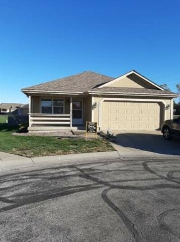 Front View of Home facing the West