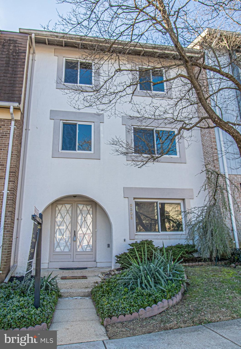 9508 Miranda Ct, Fairfax, VA 22031 - photo 1