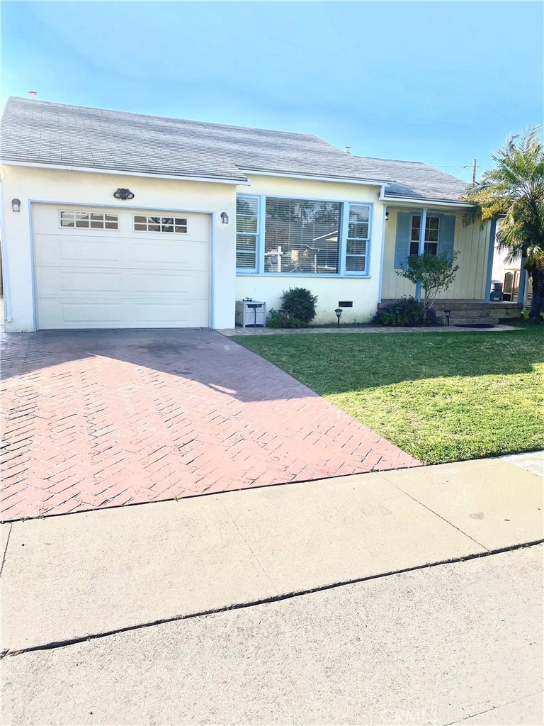 5733 Blackthorne Ave, Lakewood, CA 90712 - photo 1