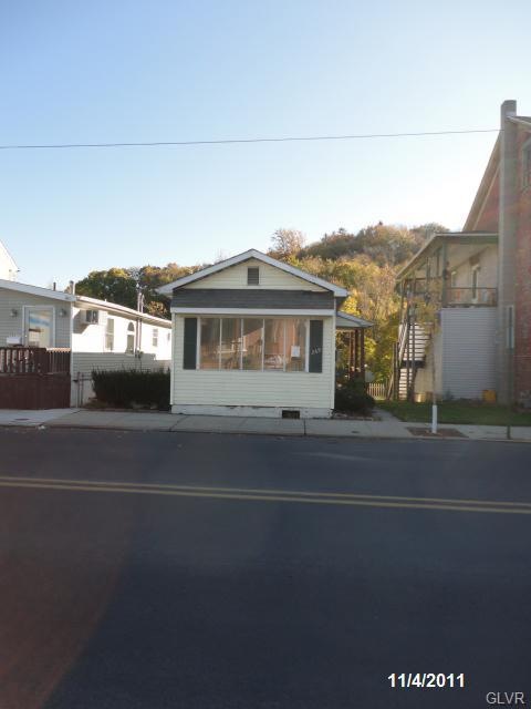 269 Main St, Slatington, PA 18080 - photo 1