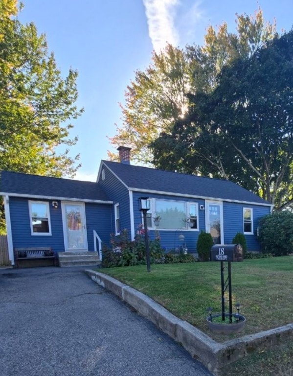 18 Parade Rd, Warwick, RI 02886 - photo 1