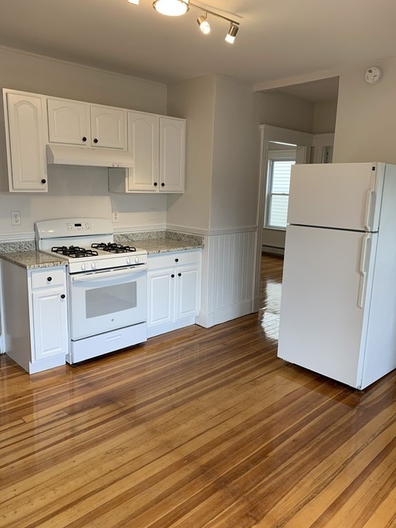8 Glendale St unit U, Salem, MA 01970 - photo 1