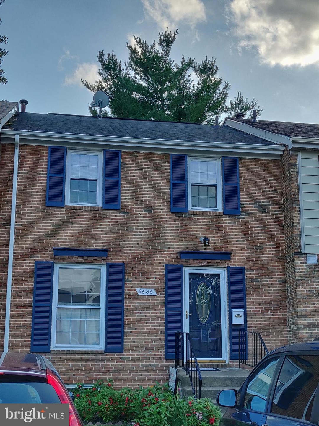 9686 Lindenbrook St, Fairfax, VA 22031 - photo 1