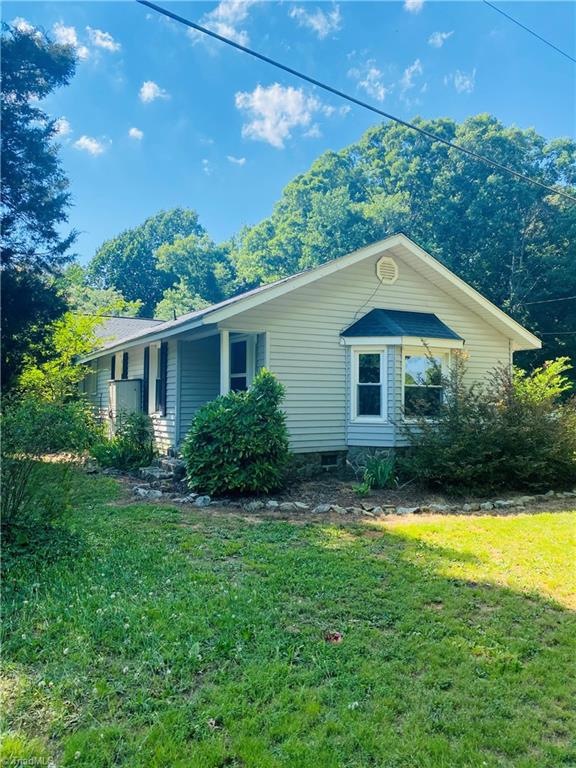 1498 Mack Rd, Asheboro, NC 27205 - photo 1