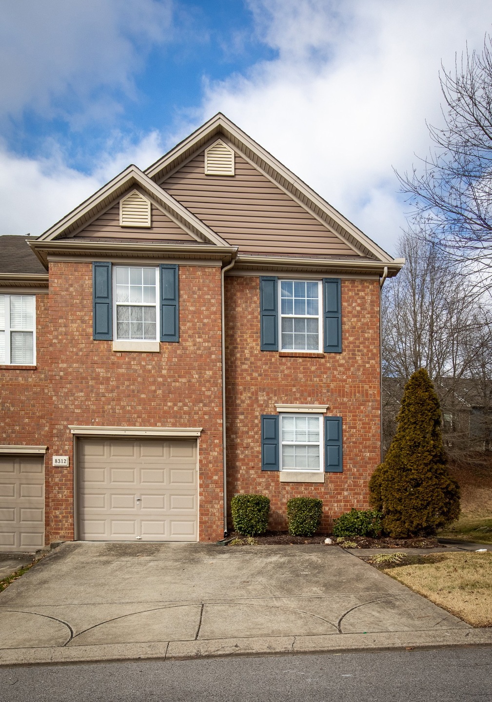 Sold $279,900 • Co-Listing Agent