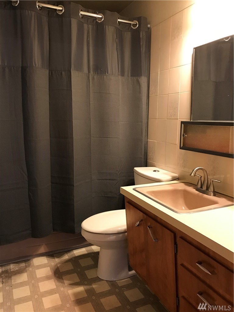 2631 Terry Ave, Longview, WA 98632 - photo 1