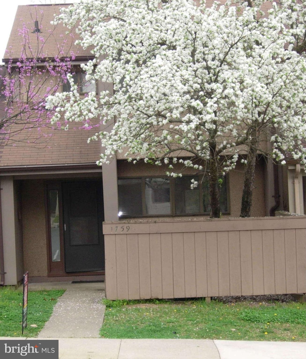 1759 Powder Horn Terrace, Woodbridge, VA 22191 - photo 1