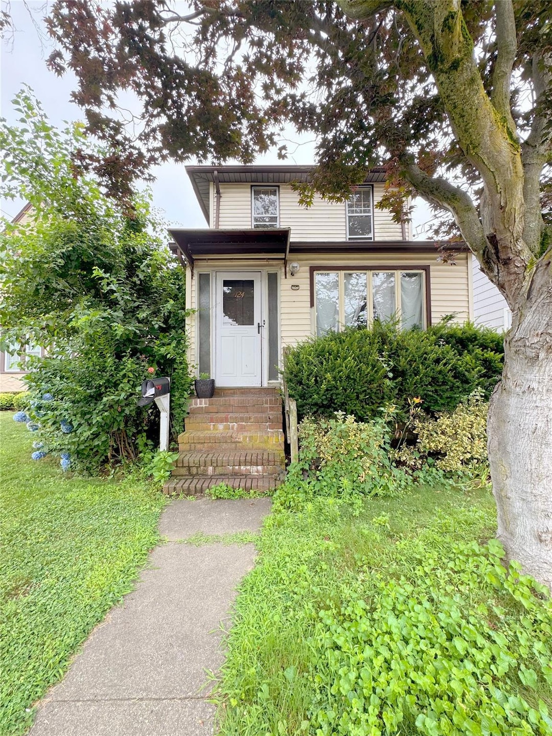 Sold $565,000 • Co-Listing Agent