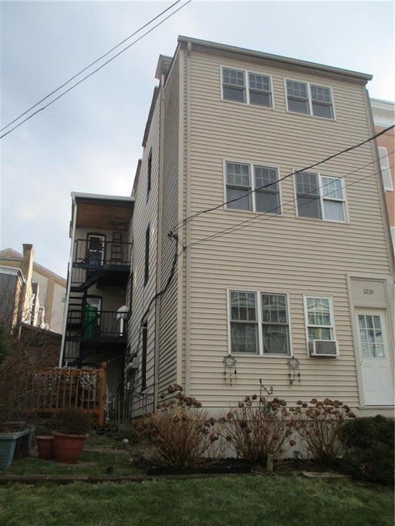 1208 W Gordon St unit 1210, Allentown, PA 18102 - photo 1