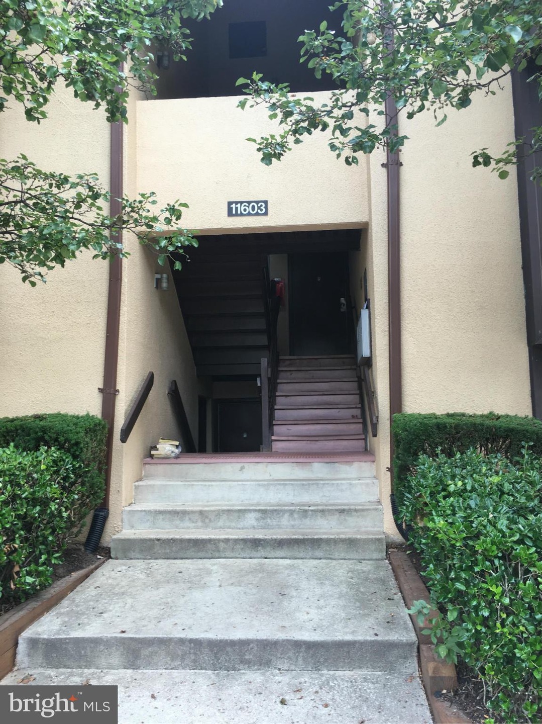 11603 Stoneview Square unit 2B, Reston, VA 20191 - photo 1