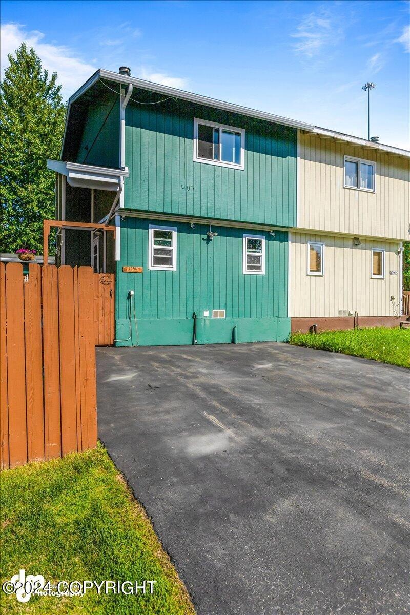 04-Front Exterior_IMG_8787