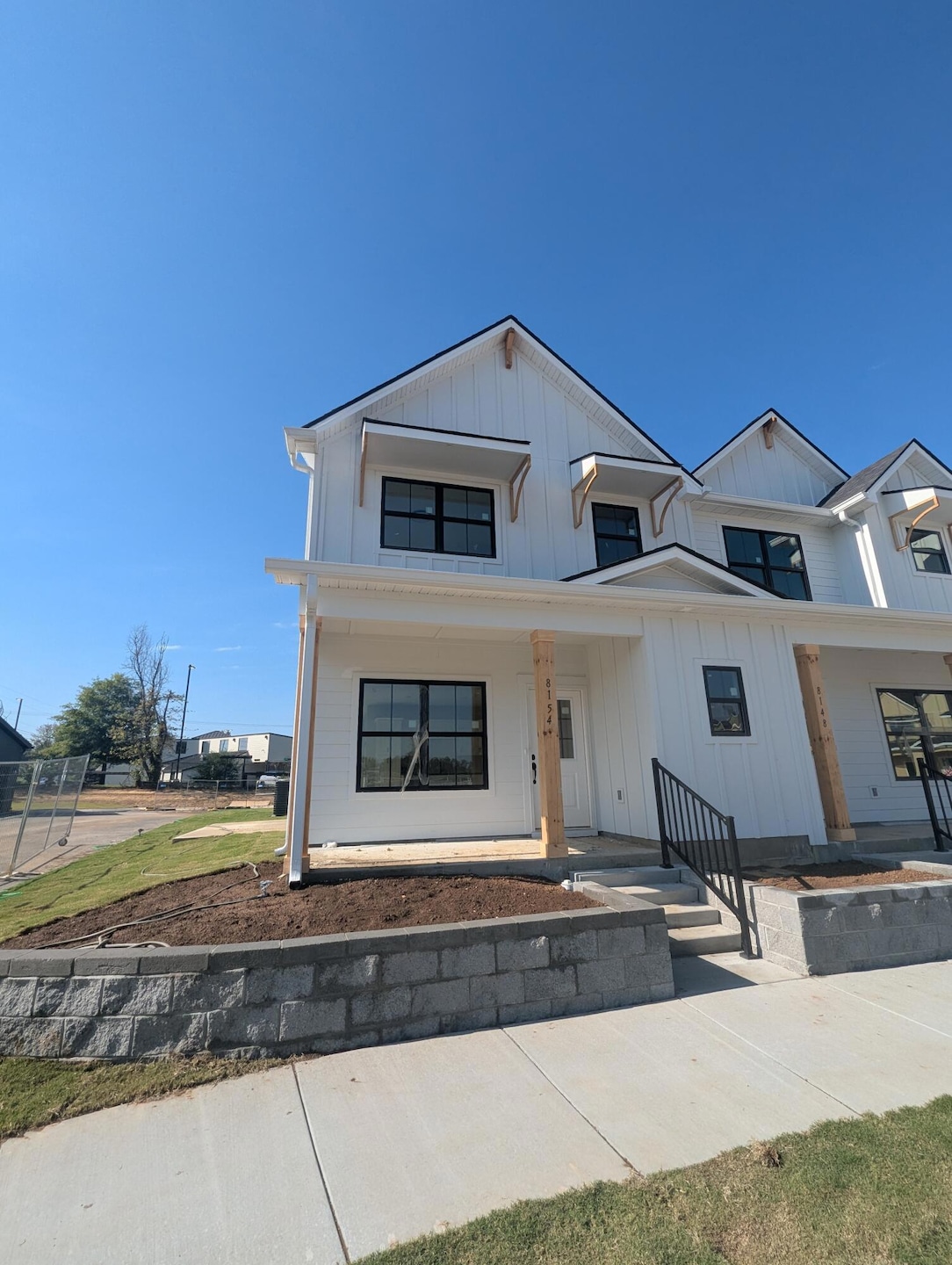 8154 Pembridge Ct, Chattanooga, TN 37421 - photo 1