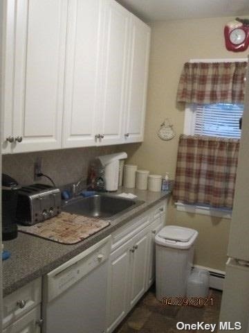 60 Finch Ln unit 1B, Islip, NY 11751 - photo 1