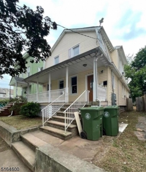 915 Middlesex St, Linden, NJ 07036 - photo 1