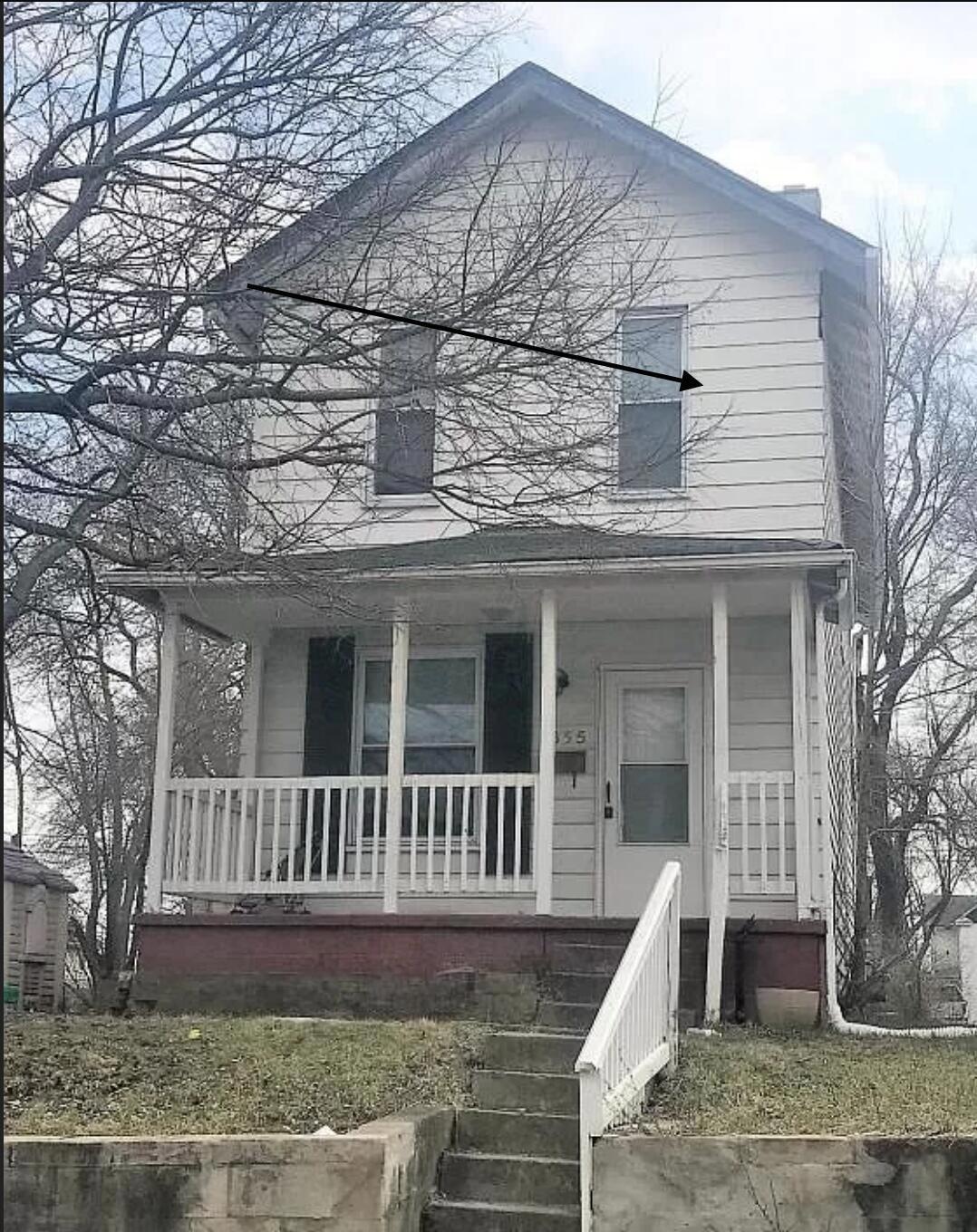 1555 Thomas Ave - Exterior