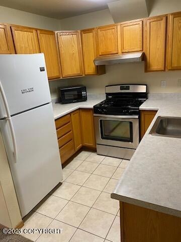 1082 W 26th Ave unit 16, Anchorage, AK 99503 - photo 1