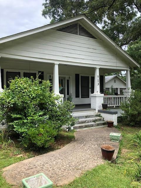 713 Northwest St, McComb, MS 39648 - photo 1
