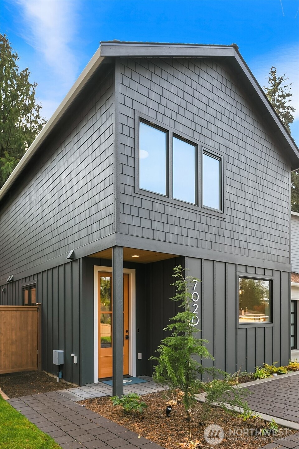 7020 127th Ave NE, Kirkland, WA 98033 - photo 1