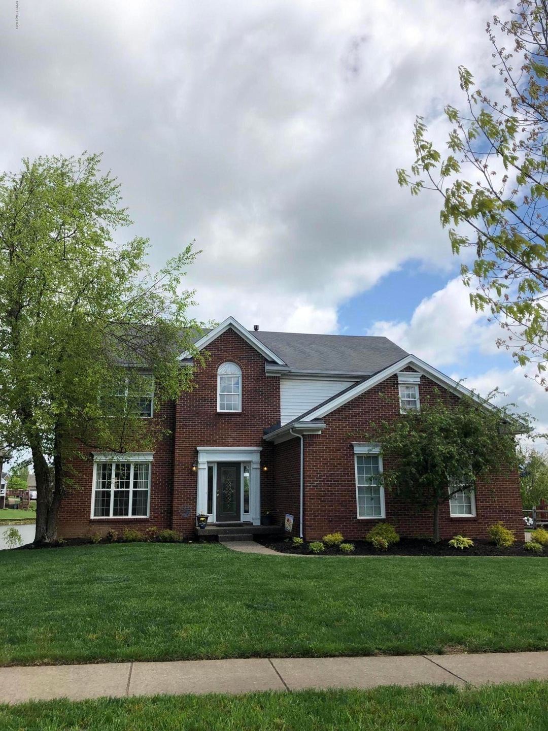 16C81FDB-C85C-424A-BBC0-A9BA254C0077