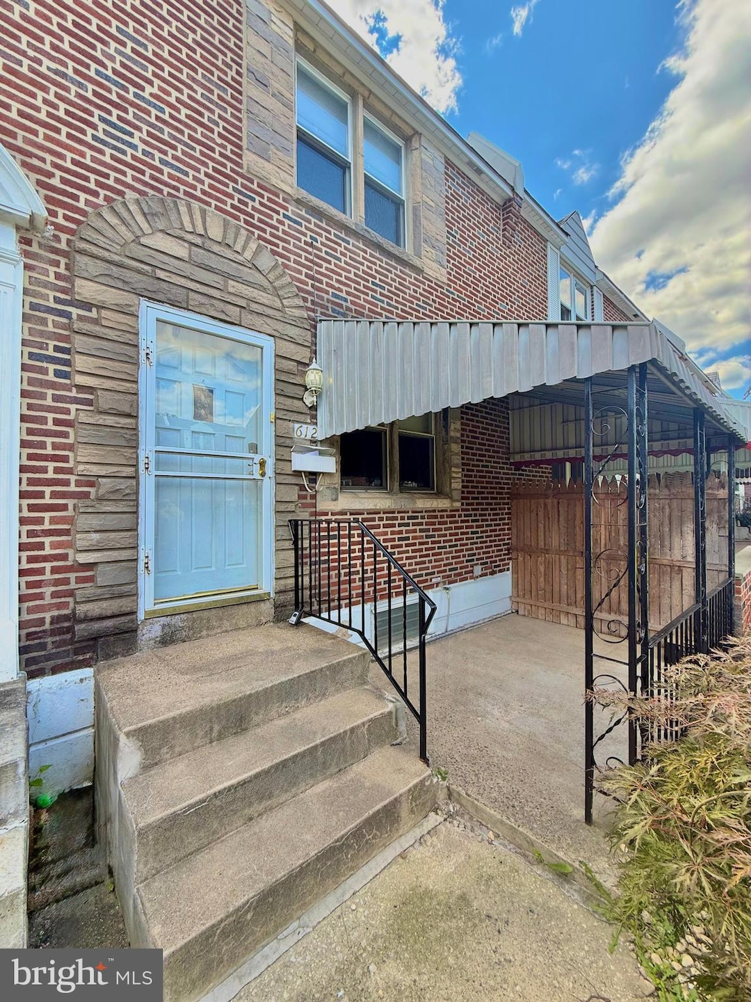 For Rent $1,870/month