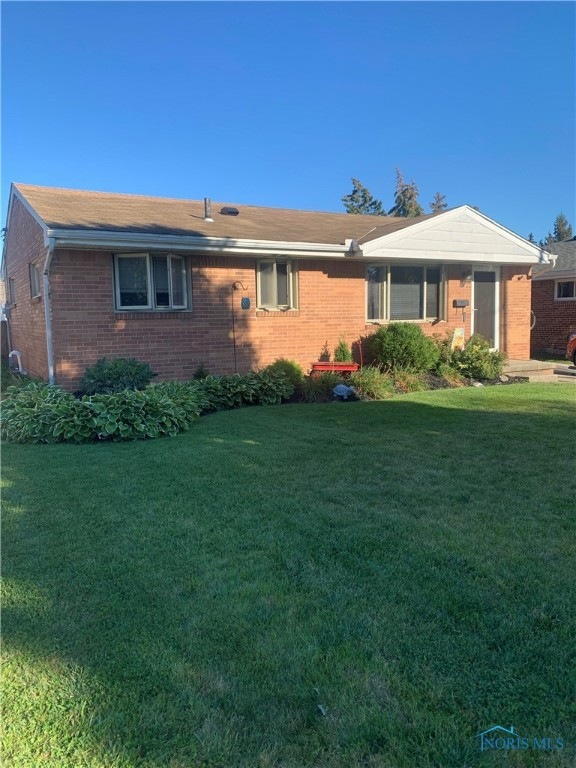 4314 288th St, Toledo, OH 43611 - photo 1