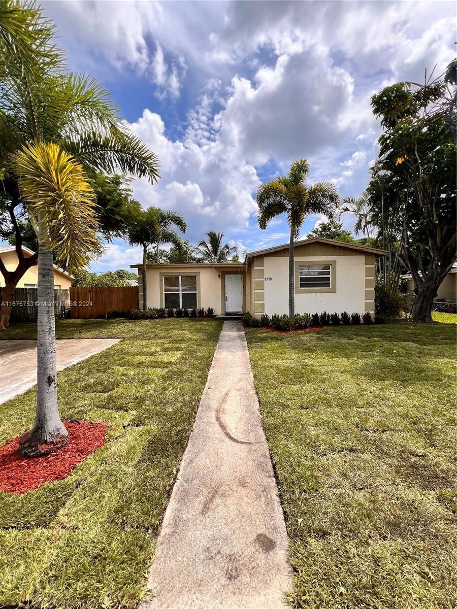 2770 NE 4th St unit house, Boynton Beach, FL 33435 - photo 1