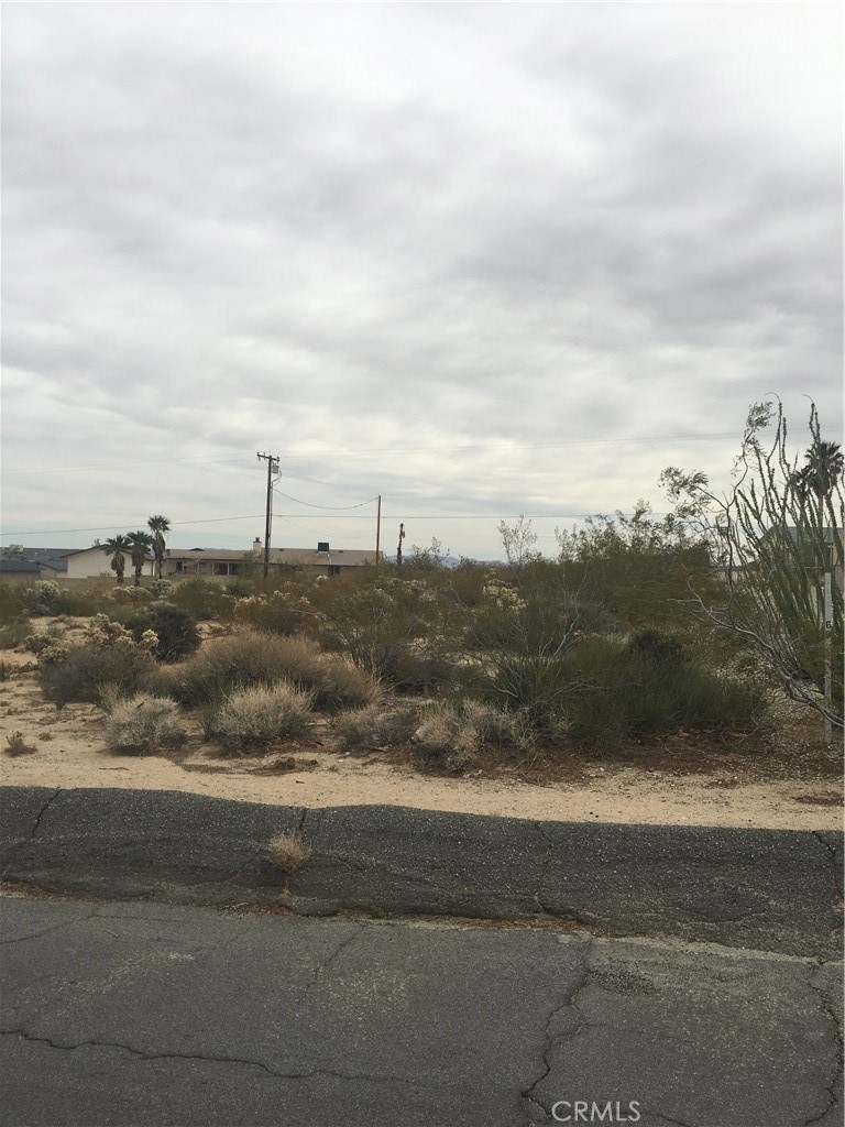 0 Quail Spring Ave unit CV21056914, 29 Palms, CA 92277 - photo 1
