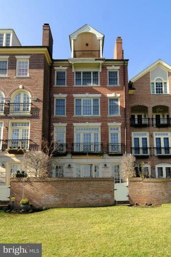 22 Wolfe St unit 57, Alexandria, VA 22314 - photo 1