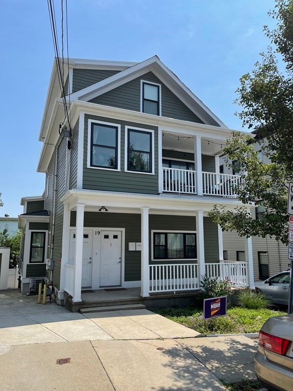 19 Boston St unit 2, Somerville, MA 02143 - photo 1