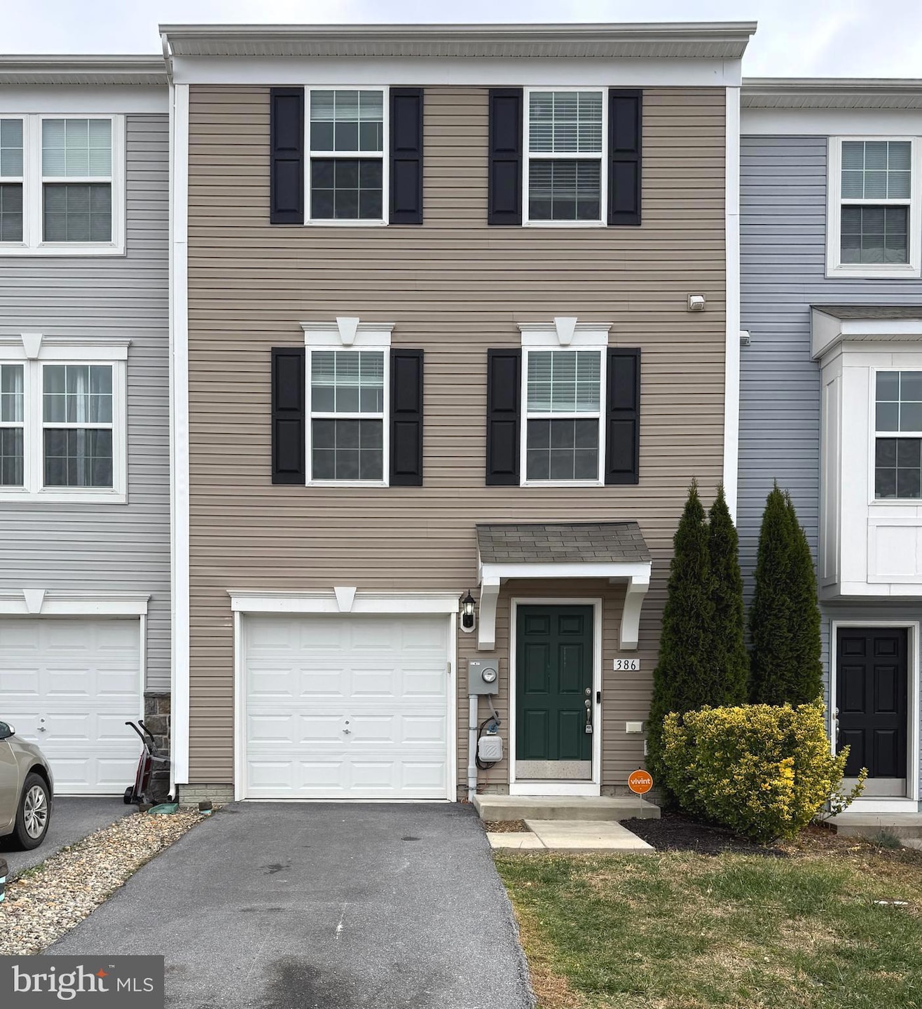 386 Rumbling Rock Rd, Hedgesville, WV 25427 - photo 1