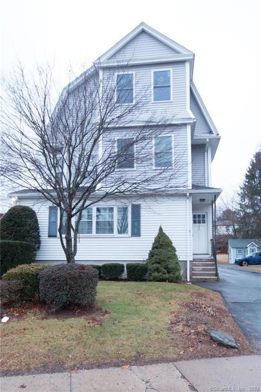 202 Queen St unit 3, Bristol, CT 06010 - photo 1