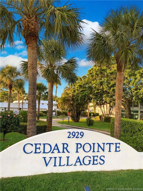 Cedar Pointe, Village 8.