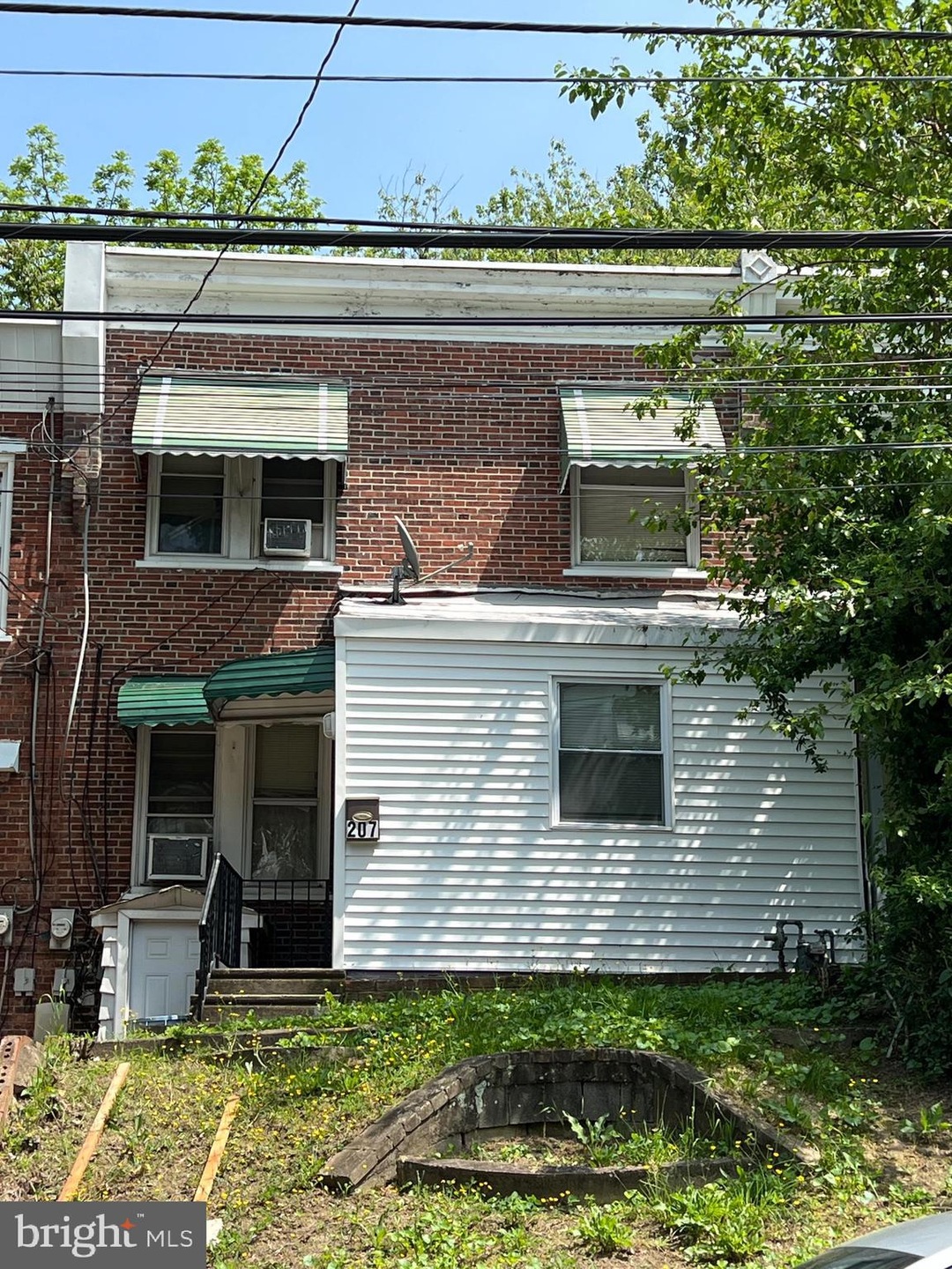 207 Hamilton Ave, Darby, PA 19023 - photo 1