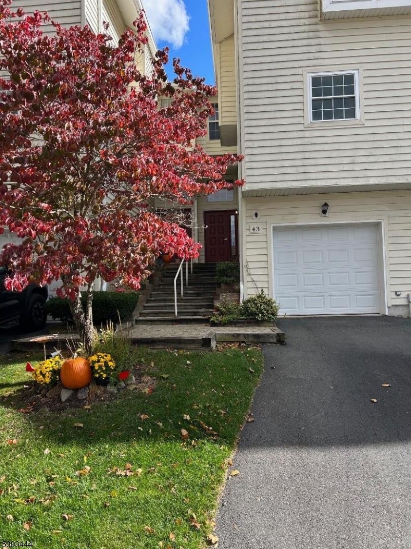 43 Rhea Run unit 6, Newton, NJ 07860 - photo 1