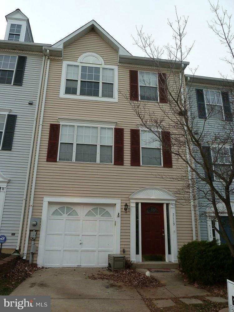 7119 Oberlin Cir, Frederick, MD 21703 - photo 1